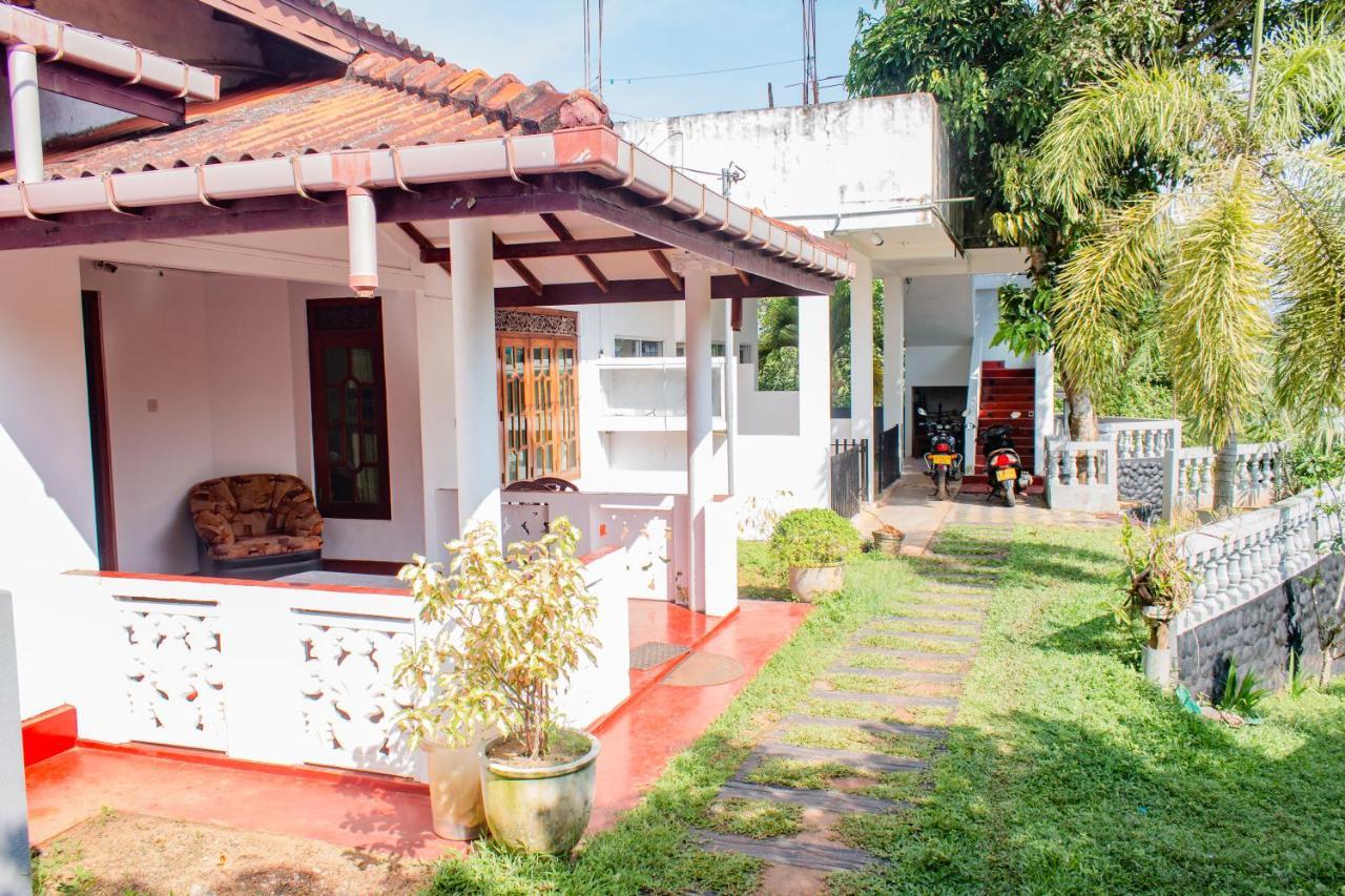 Murphy Cave Otel Mirissa Dış mekan fotoğraf
