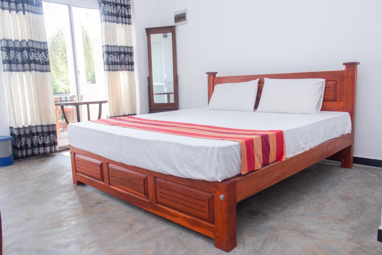 Murphy Cave Otel Mirissa Dış mekan fotoğraf
