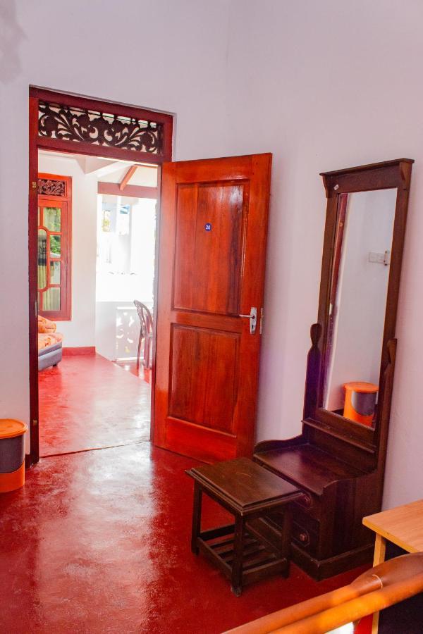 Murphy Cave Otel Mirissa Dış mekan fotoğraf